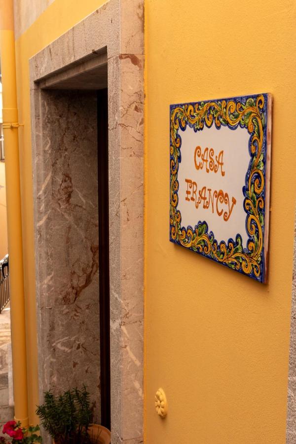 فيلا Casa Francy كاستلمولا المظهر الخارجي الصورة
