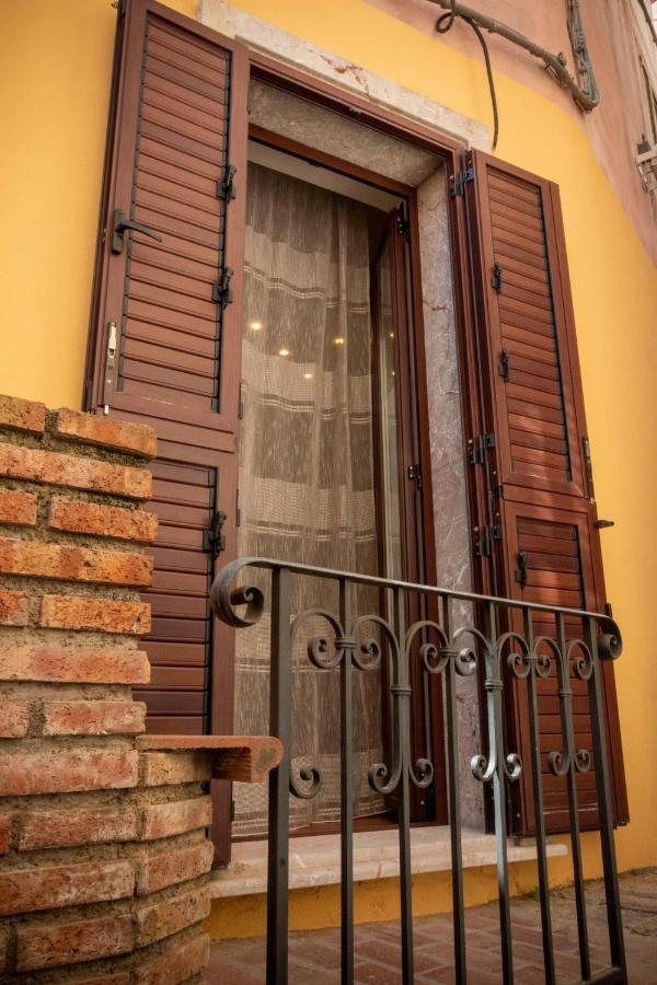 فيلا Casa Francy كاستلمولا المظهر الخارجي الصورة