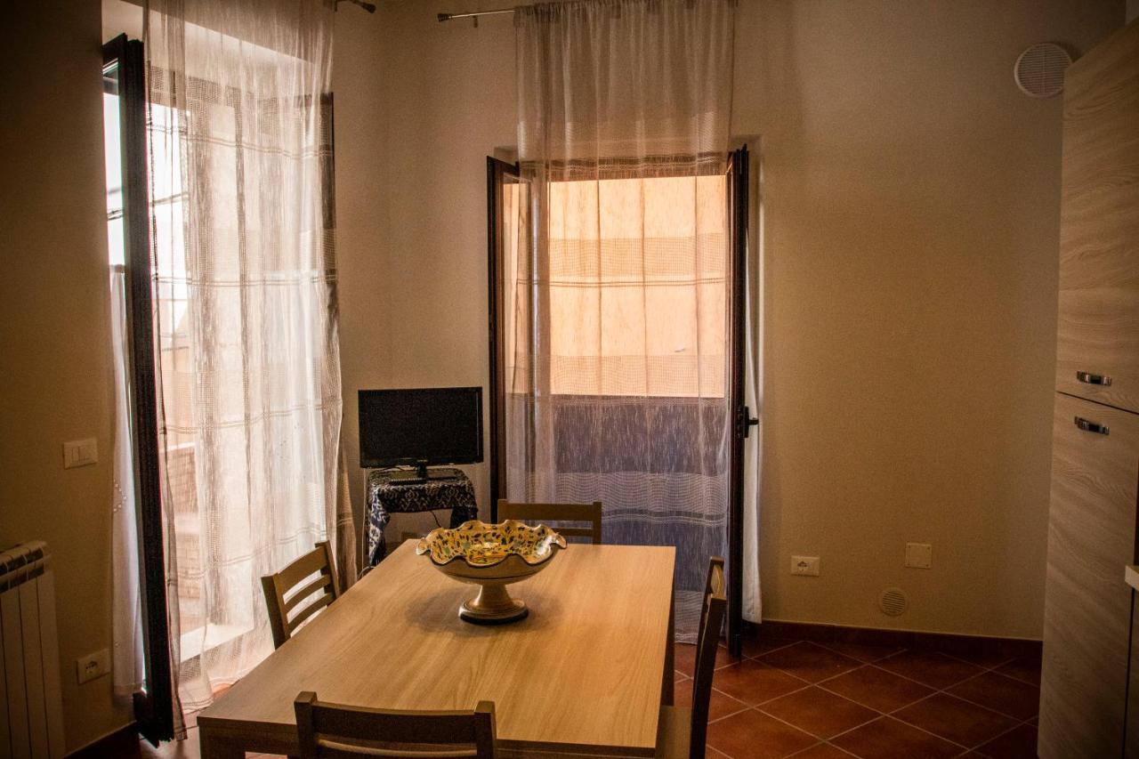 فيلا Casa Francy كاستلمولا المظهر الخارجي الصورة